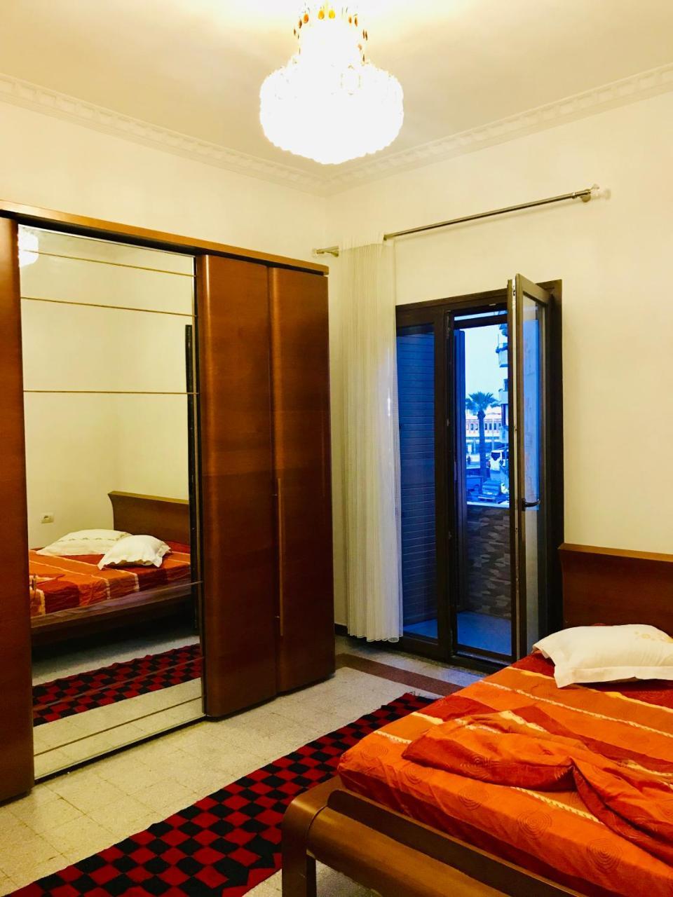Port Side Rooms Durrës Esterno foto