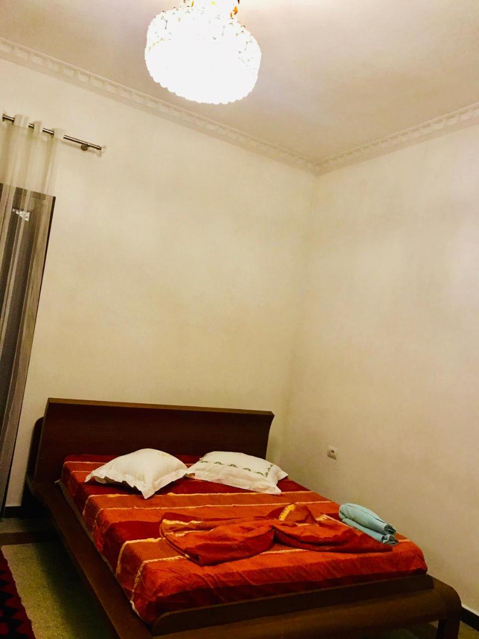 Port Side Rooms Durrës Esterno foto