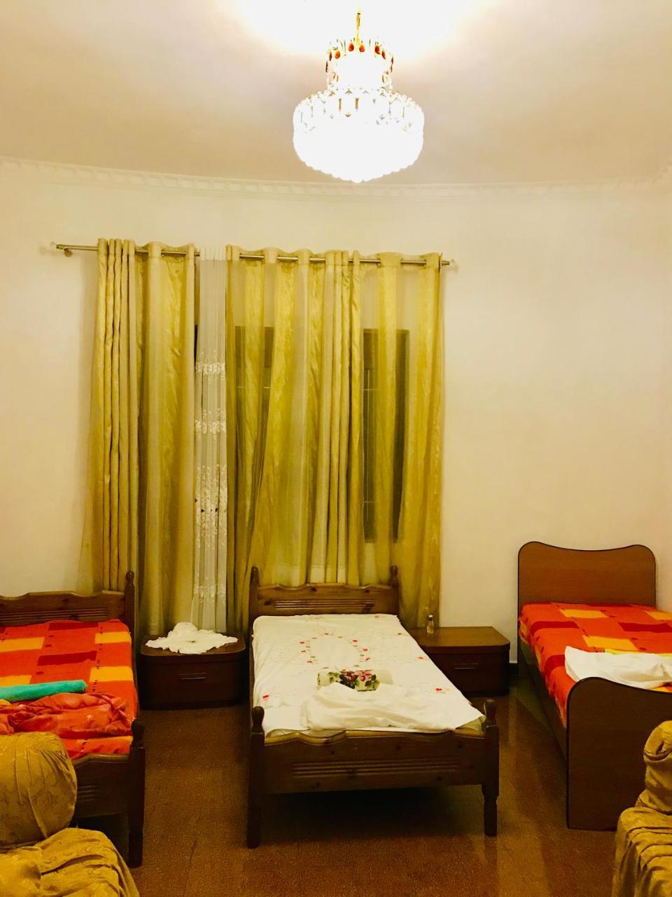 Port Side Rooms Durrës Esterno foto