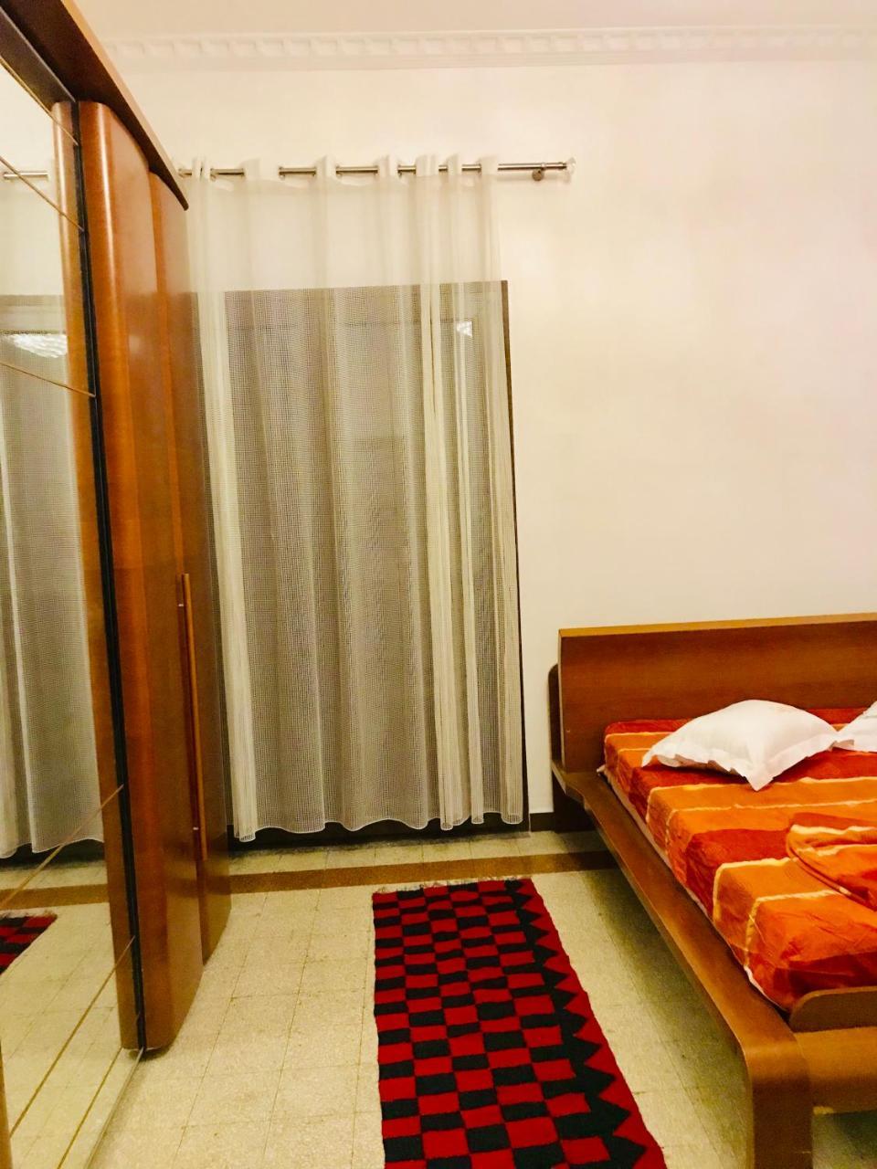 Port Side Rooms Durrës Esterno foto